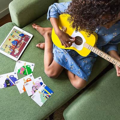 Loog Pro Acoustic kids Guitar 3-strings Ages 6+ Learning App and Lessons Included Yellow image 3