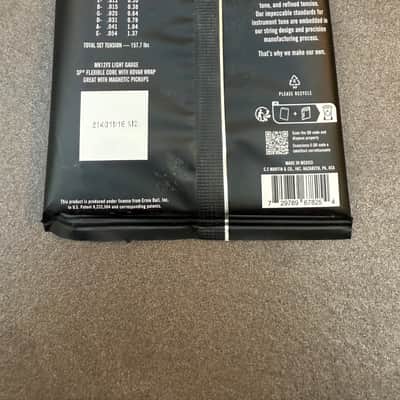Martin MK12FX Luxe Kovar Flexible Core Acoustic Guitar Strings - Light (12 - 54) 2023 - Present - Standard image 2