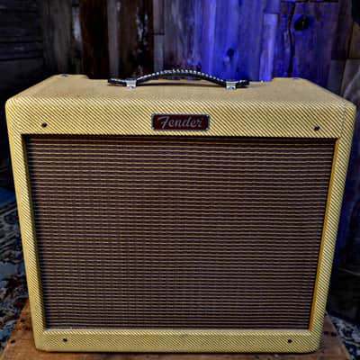 Fender Blues Junior Limited Edition 15-Watt 1x12" Guitar Combo - Tweed - w/ Upgraded Speaker image 3