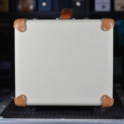 Victory Amps V40 Deluxe Heritage Series 42-Watt Guitar Head 2010s - Cream image 6
