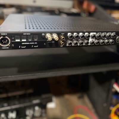 Universal Audio Apollo x8 Thunderbolt 3 Audio Interface 2018 - Present - Black image 4