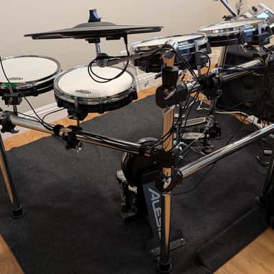 Alesis DM10 X Kit Electronic Drum Set 2010s - Black image 13