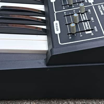 Moog Rogue 1981 - Black image 3