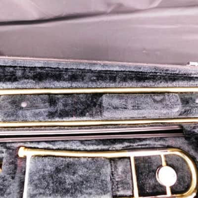 Yamaha YSL-354 Standard Trombone, Japan, Lacquered Brass image 5