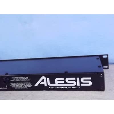Alesis Midiverb III 16-Bit Digital Effects image 6