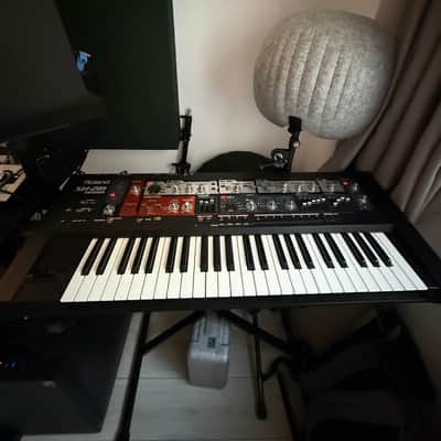 Roland SH-201 49-Key Synthesizer 2006 - 2010 - Black