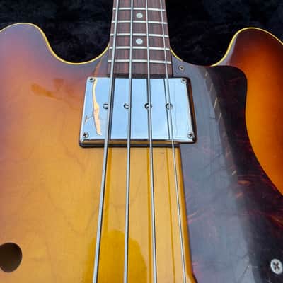 Epiphone Rivoli EBV232 1962 - 1970 - Sunburst image 4