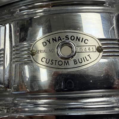 Rogers vintage "Dynasonic" 5 1/2x14 snare drum late 60's early 70's - chrome image 2