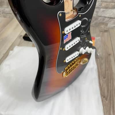 Fender Stevie Ray Vaughan USA Stratocaster Loaded Body 3-Color Sunburst SRV image 9
