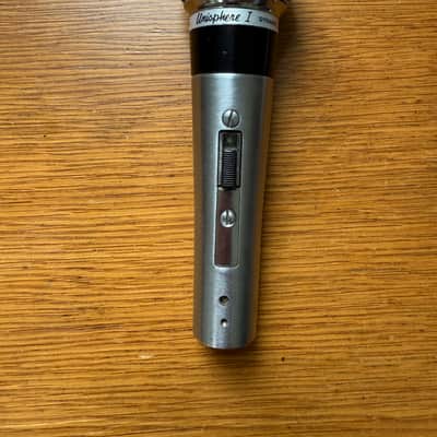 Shure 565SD Switchable Cardioid Dynamic Microphone image 2