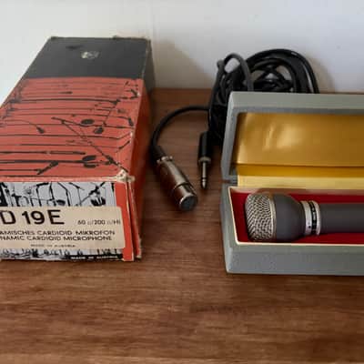Vintage AKG D19E Dynamic Cardioid Microphone - Museum Grade Complete Bundle (Tested & Fully Working) image 2