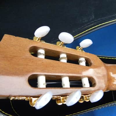 1970's Serena 8G 2-S Classical Guitar (Mfg by Suzuki) w Orig Case- Good condition image 8