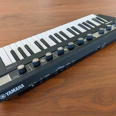 Yamaha Reface CP Mini Mobile Keyboard image 2