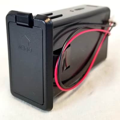 Yamaha APX500II - System 65 Pick Up System / AA Battery Holder (Buttons) image 6