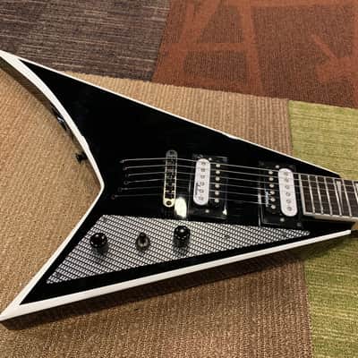 Jackson JS Series Rhoads RRV Black with White Bevels 6 String Thru image 2