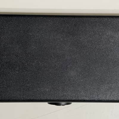 Vintage Sennheiser MD 421-U Cardioid Dynamic Microphone with original mic clip image 20