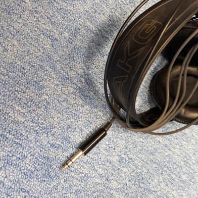 AKG  K240 Headphones image 5