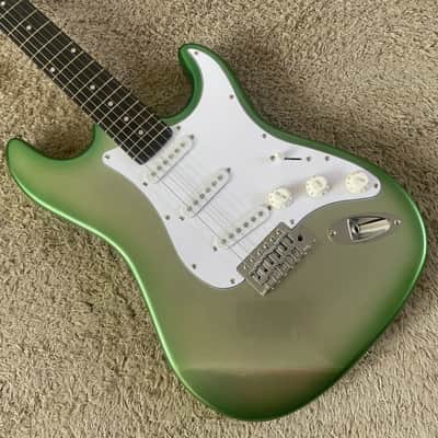 Green Sparkle Strat Style Electric Guitar, SSS