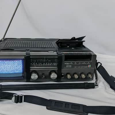 Vintage JVC CX-500US Portable TV AM/FM Cassette Player/Recorder Combo - Tested & Working image 6