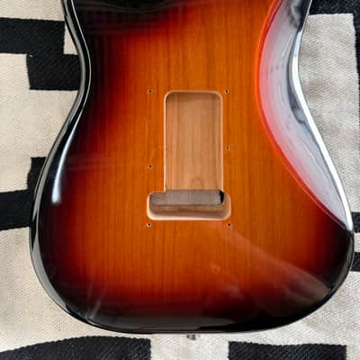 Fender Player Stratocaster Strat Body Alder 2019 Sunburst image 4