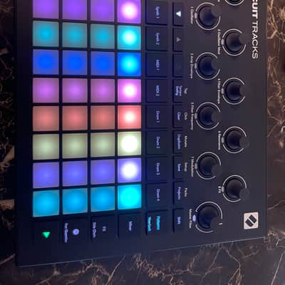Novation Circuit Tracks Groovebox 2021 - Present - Black image 6