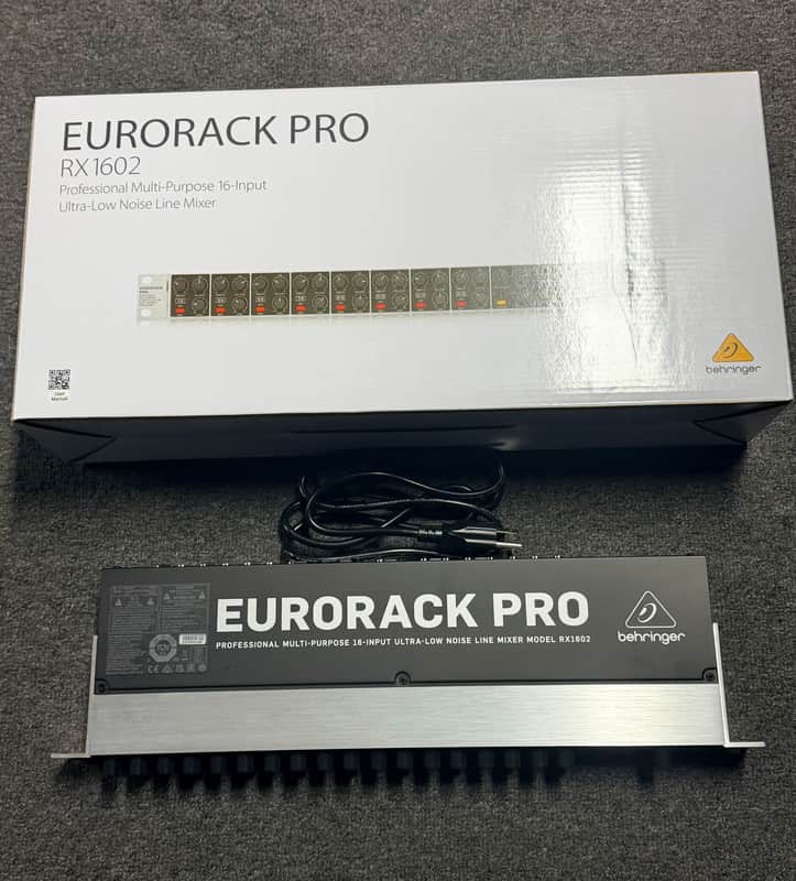 Behringer Eurorack Pro RX1602 16-Input Line Mixer