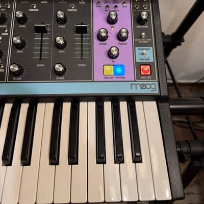 Moog Matriarch 49-Key Semi-Modular Analog Synthesizer 2019 - Present Black / Multi-Colored Panel image 5