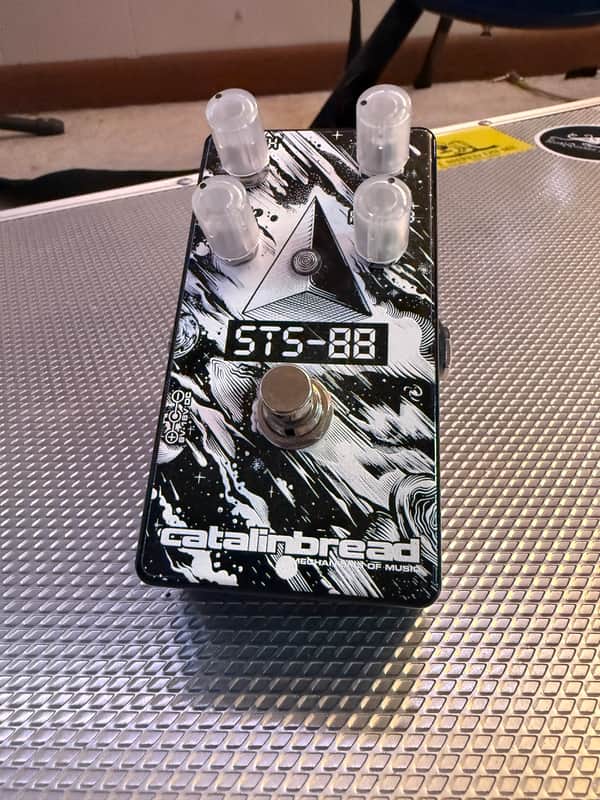 Catalinbread STS-88
