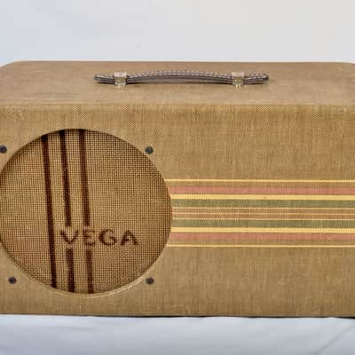 Vintage Vega Model 112 Tube Amplifier – Serviced, Original Speaker, 1940's image 1
