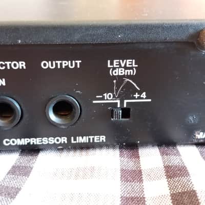 Boss CL-50 Pro Compressor Limiter with power supply image 3