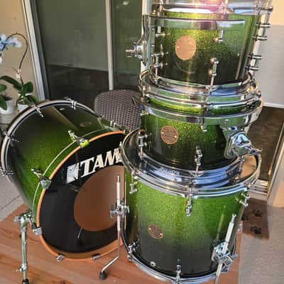 DDrum Dios - Maple - 22(20 deep)/16/12/10 Drum Kit shells - Green sparkle/black fade image 2