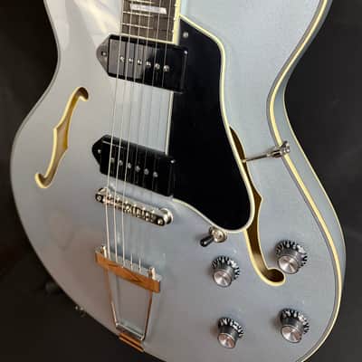 Eastman T64-T-IBM Thinline Hollowbody Electric Guitar Iced Blue Metallic w/ Gig Bag image 7