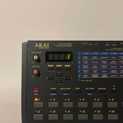 Akai Remix 88 Phrase Sampler Rare Lo-Fi Machine S20 w/Original power supply Worldwide Shipment image 2