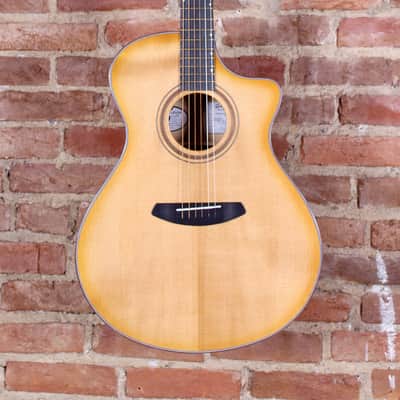 Breedlove Organic Artista Concerto CE Natural Shadow image 2