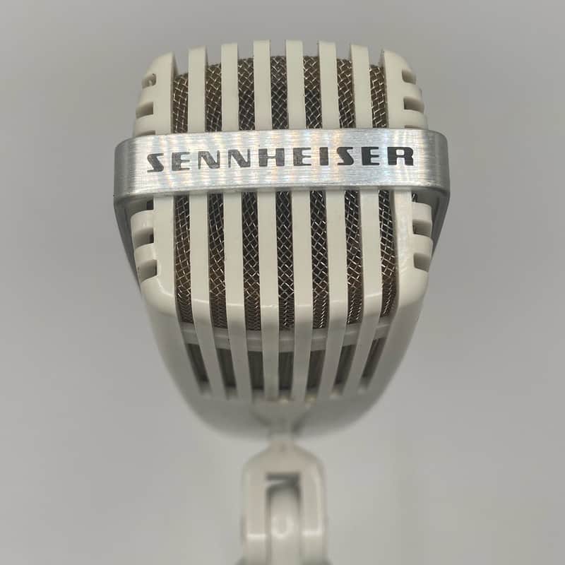 AS NEW / INTERNAL ORIGINAL STATE/ Sennheiser MD 411 70s - XLR image 1