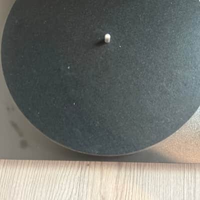 Pro-Ject turntable image 3