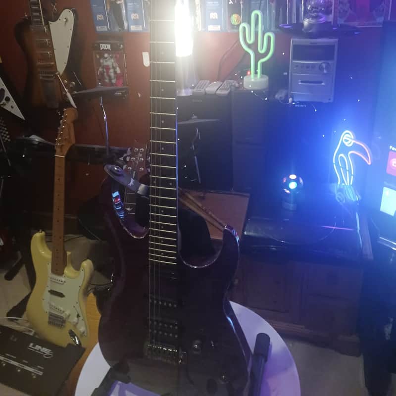 2011 Cort Aero 11 Purple