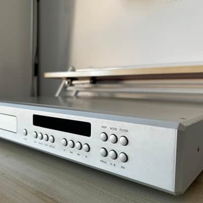 T+A Pulsar CD 1230 R Professional CD Player - Silver image 1