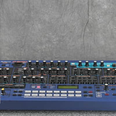 Roland JP-8080 Vintage Analog Modelling Rack Synthesizer in Very Good Condition.