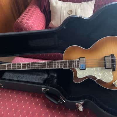 Hofner 500/2 Club Bass LEFT HANDED image 1