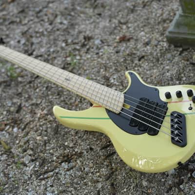 Dingwall John Taylor Signature 5-string - Primrose image 8