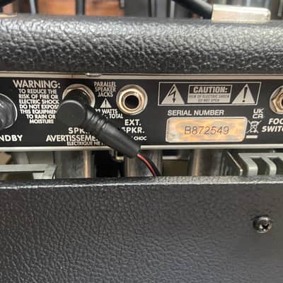 Fender '65 Deluxe Reverb Reissue 22-Watt 1x12" Guitar Combo 1994 - Present - Black image 9