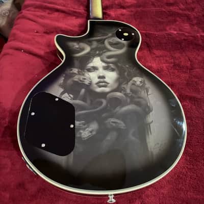 Firefly LP Medusa 2025 - Green burst with Medusa on back image 3