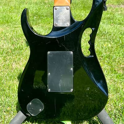 Ibanez JEM777V-BK Steve Vai Signature Vine 1988 - 1993 - Black image 2