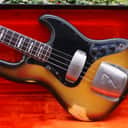 Very Nice Genuine Road Worn 1975 Fender Jazz Bass & Original Case