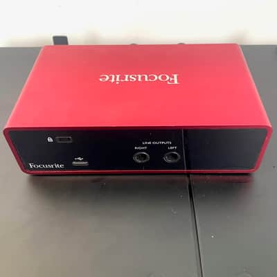 Focusrite Scarlett Solo 3rd Gen USB Audio Interface 2019 - Present - Red / Black image 7