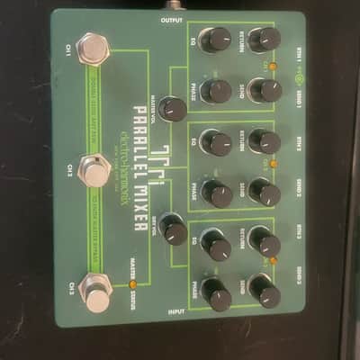 Electro-Harmonix Tri Parallel Mixer Effects Loop Mixer/Switcher image 6