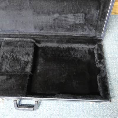 Vintage 1970s 1980s Rickenbacker Guitar Case Original Paper Work Fits Many Models Rickenbacker 330 360 340/370 Variants image 11