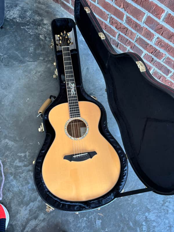 Breedlove C10/MY Calendar image 1