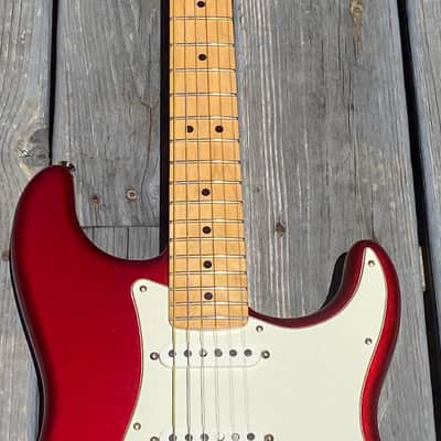 MASTER CERTIFIED: 2009 Fender American Standard Stratocaster – Candy Apple Red – Pro Setup – $1399 USD | FREE SHIPPING | Fender Hardshell Case image 5